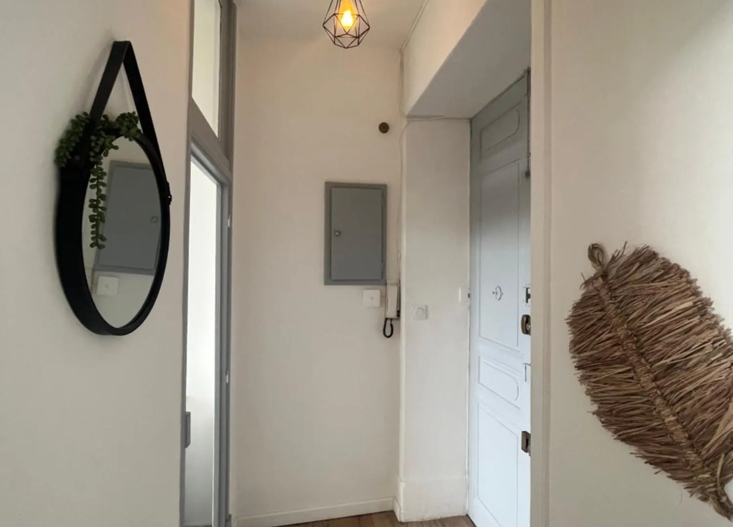 Le Milan-Allees Provencales-Wifi Montelimar 0*,