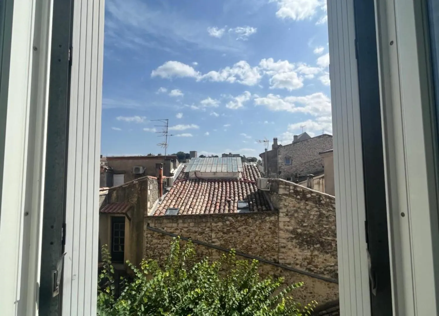 Le Milan-Allees Provencales-Wifi Montélimar Frankrike